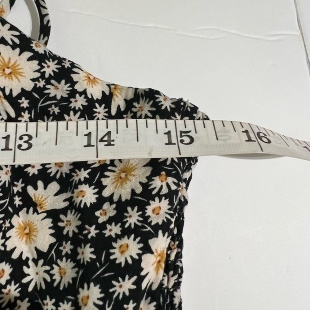 Urban Outfitters Black Daisy Floral Smocked Mini Dress Ruffle Hem Size M FD5532 - Picture 12 of 15